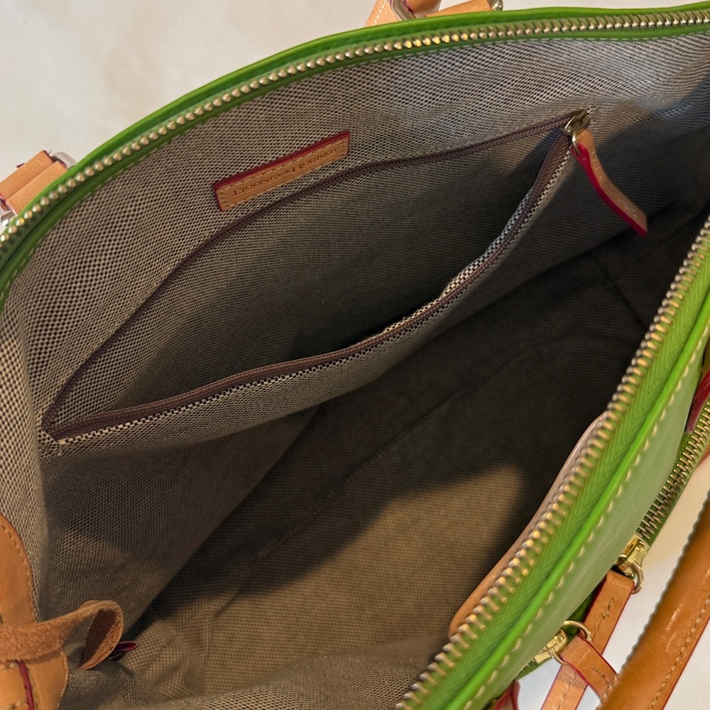 Dooney & Bourke Dillen Double Pocket Apple Green Tan Leather Satchel Bag Purse - Picture 5 of 14